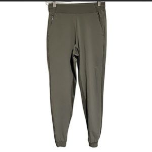 Athleta textured Brooklyn jogger